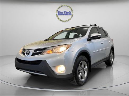 Used 2015 Toyota RAV4 XLE image 1