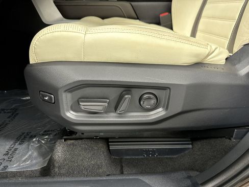 Used 2023 Toyota Tundra 1794 Edition image 21