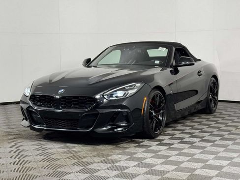 Used 2025 BMW Z4 M40i w/ Edition RWD image 7