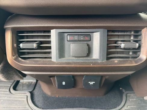 Used 2024 Ford F150 King Ranch w/ FX4 Off-Road Package image 19