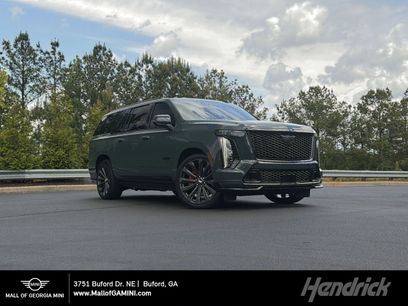 Used 2025 Cadillac Escalade ESV V