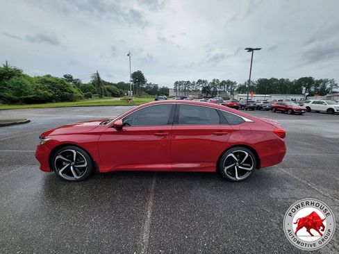 Used 2020 Honda Accord Sport image 2