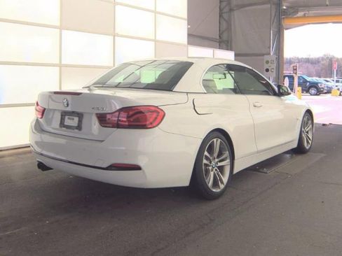 Used 2019 BMW 430i Convertible image 3