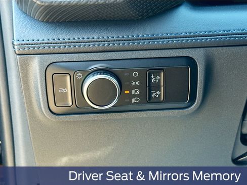 New 2025 Ford Mustang Dark Horse image 14