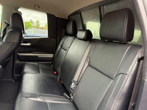 Used 2015 Toyota Tundra Limited w/ Limited Premium Package AWD/4WD image 29