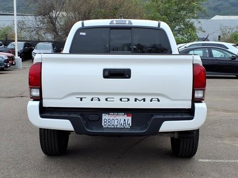 Used 2021 Toyota Tacoma SR image 5