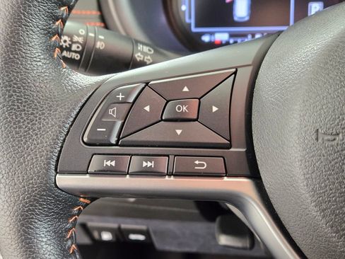 Used 2022 Nissan Kicks SR w/ Premium Package FWD image 26