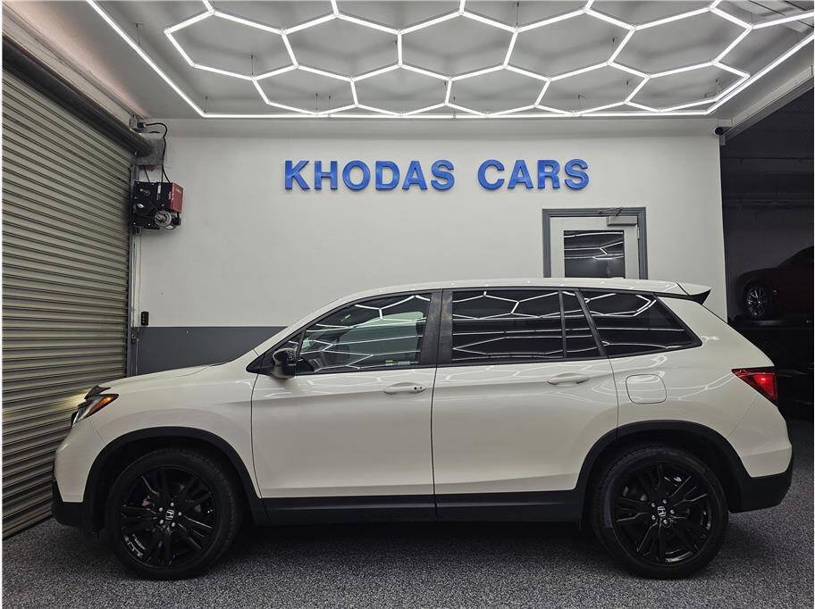 Used 2019 Honda Passport Sport image 1