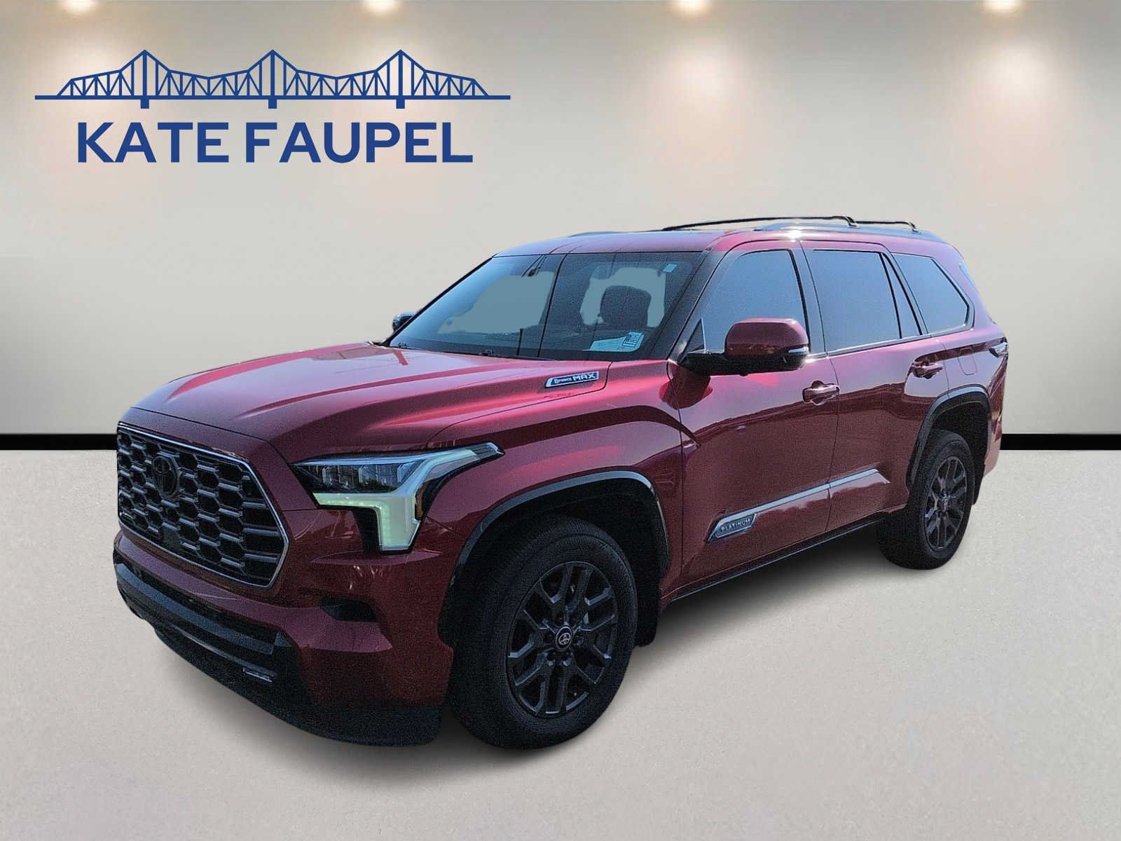 Used 2025 Toyota Sequoia Platinum AWD/4WD image 3