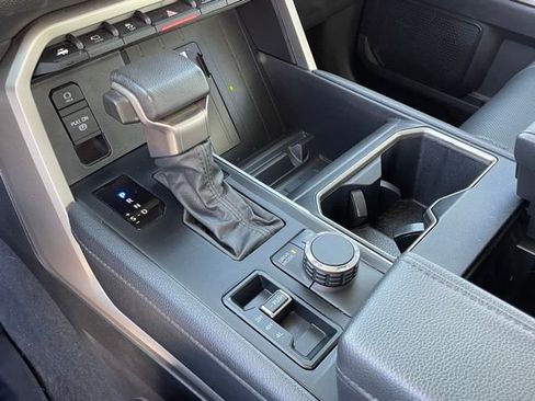 Used 2023 Toyota Tundra Limited image 23