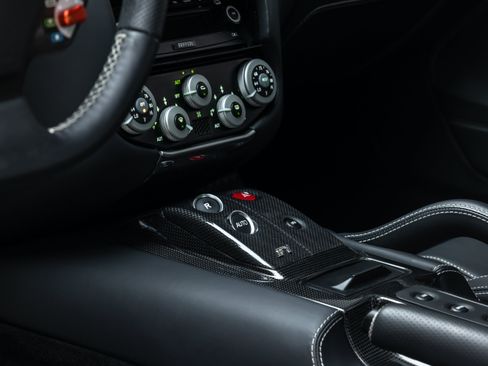 Certified 2010 Ferrari 599 GTB Fiorano RWD image 74
