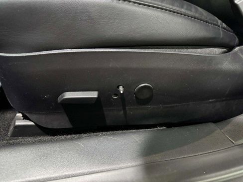 Used 2020 Tesla Model 3 Standard Range Plus image 19