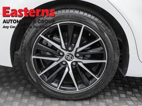 Used 2024 Toyota Camry SE image 29