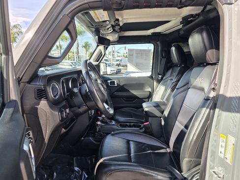 Used 2018 Jeep Wrangler Moab w/ Quick Order Package 24M Moab image 12