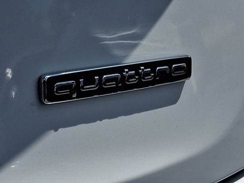Used 2023 Audi Q5 Premium Plus w/ Premium Plus Package AWD/4WD image 32