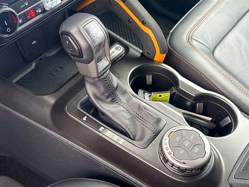 Certified 2022 Ford Bronco Badlands image 19