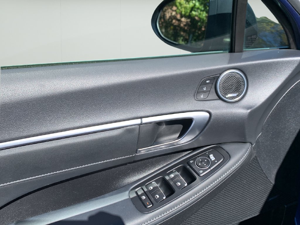 Used 2021 Hyundai Sonata Limited FWD image 17