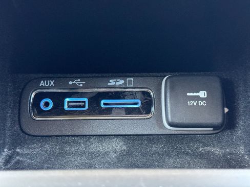 Used 2017 Jeep Grand Cherokee Limited AWD/4WD image 34
