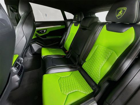 Used 2019 Lamborghini Urus image 14