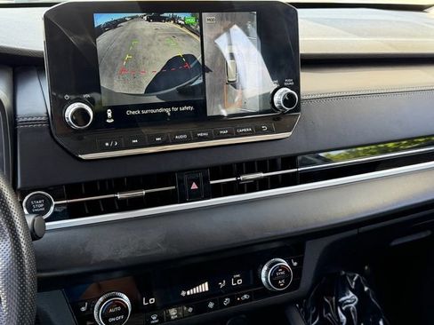 Used 2024 Mitsubishi Outlander SE FWD image 19