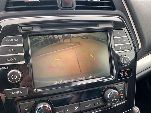 Used 2018 Nissan Maxima 3.5 SL image 27