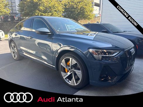 Used 2022 Audi e-tron Prestige w/ Prestige Package AWD/4WD image 1