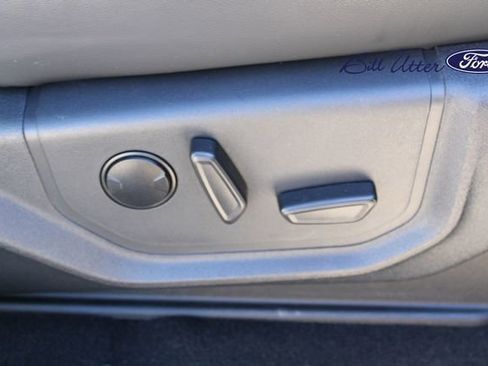 Used 2024 Ford Expedition Max XLT image 12