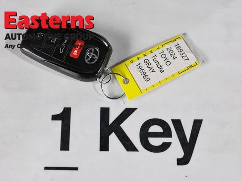 Used 2024 Toyota Tundra Platinum image 28