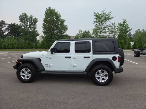 Used 2019 Jeep Wrangler Unlimited Sport S AWD/4WD image 6