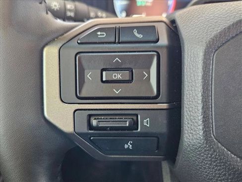 Used 2025 Toyota Land Cruiser w/ Premium Package image 11