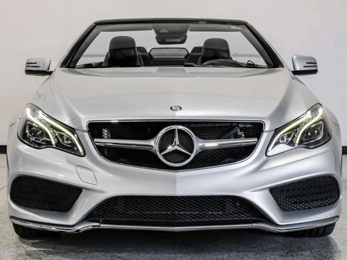 Used 2014 Mercedes-Benz E 550 Cabriolet image 4