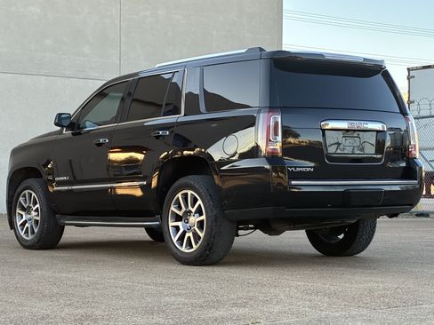 Used 2016 GMC Yukon Denali RWD image 21