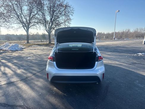 Used 2023 Toyota Corolla LE image 10