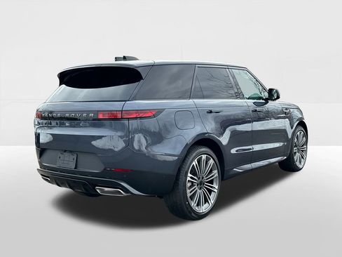 New 2026 Land Rover Range Rover Sport SE image 4