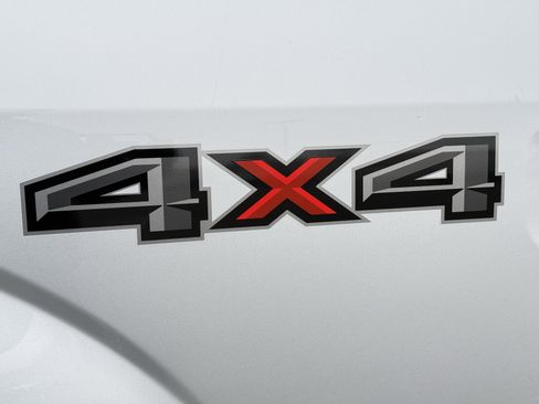 Used 2018 Ford F150 XLT w/ Equipment Group 302A Luxury image 12