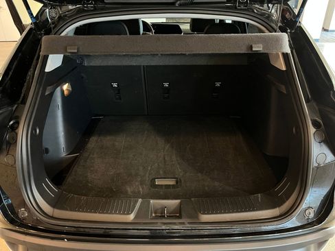 Used 2025 Chevrolet Trax LT w/ LT Convenience Package image 27