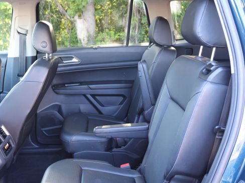 Used 2019 Volkswagen Atlas SEL AWD/4WD image 16