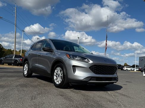 Used 2022 Ford Escape SE w/ Convenience Package image 10