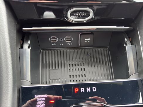 New 2026 Jeep Grand Cherokee L 4WD image 19