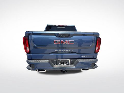 Used 2025 GMC Sierra 1500 Denali w/ Technology Package AWD/4WD image 8