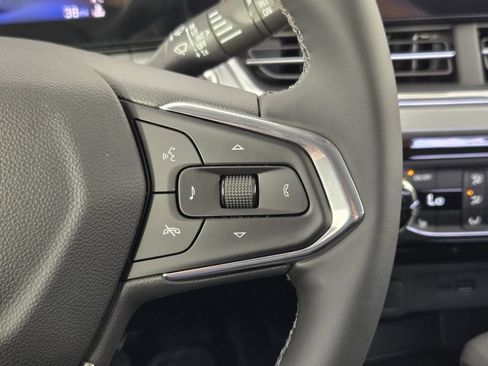New 2026 Chevrolet Trax LT w/ Driver Confidence Package FWD image 31