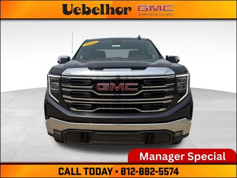Used 2025 GMC Sierra 1500 SLT AWD/4WD image 10