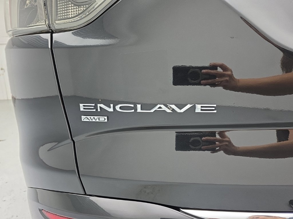 Used 2024 Buick Enclave Avenir w/ Avenir Technology Package AWD/4WD image 71