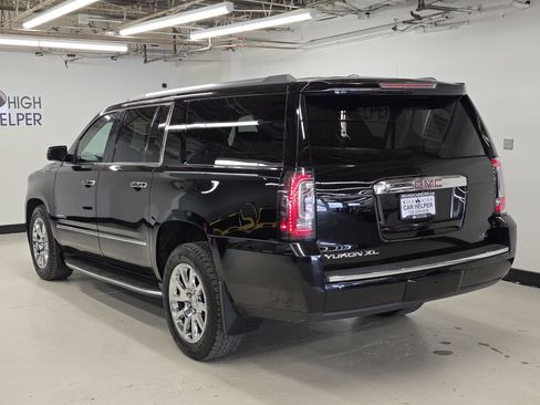 Used 2016 GMC Yukon XL Denali w/ Open Road Package AWD/4WD image 11