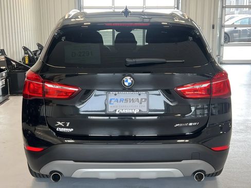 Used 2018 BMW X1 xDrive28i w/ Premium Package AWD/4WD image 4