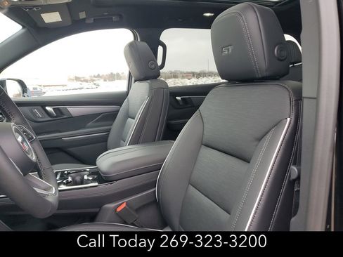 New 2026 Buick Enclave Sport Touring w/ Power Package image 17