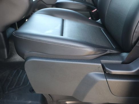 New 2026 Ford Transit 250 148 Medium Roof RWD image 16
