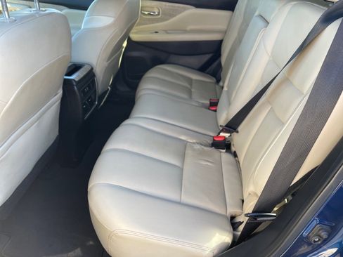 Used 2021 Nissan Murano SL w/ SL Moonroof Package image 12