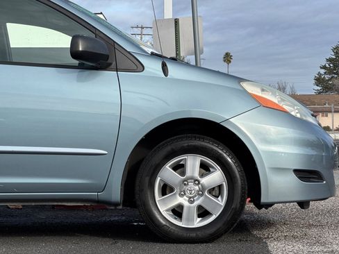 Used 2006 Toyota Sienna LE image 32
