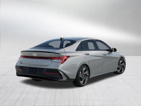 New 2026 Hyundai Elantra SEL Sport image 4
